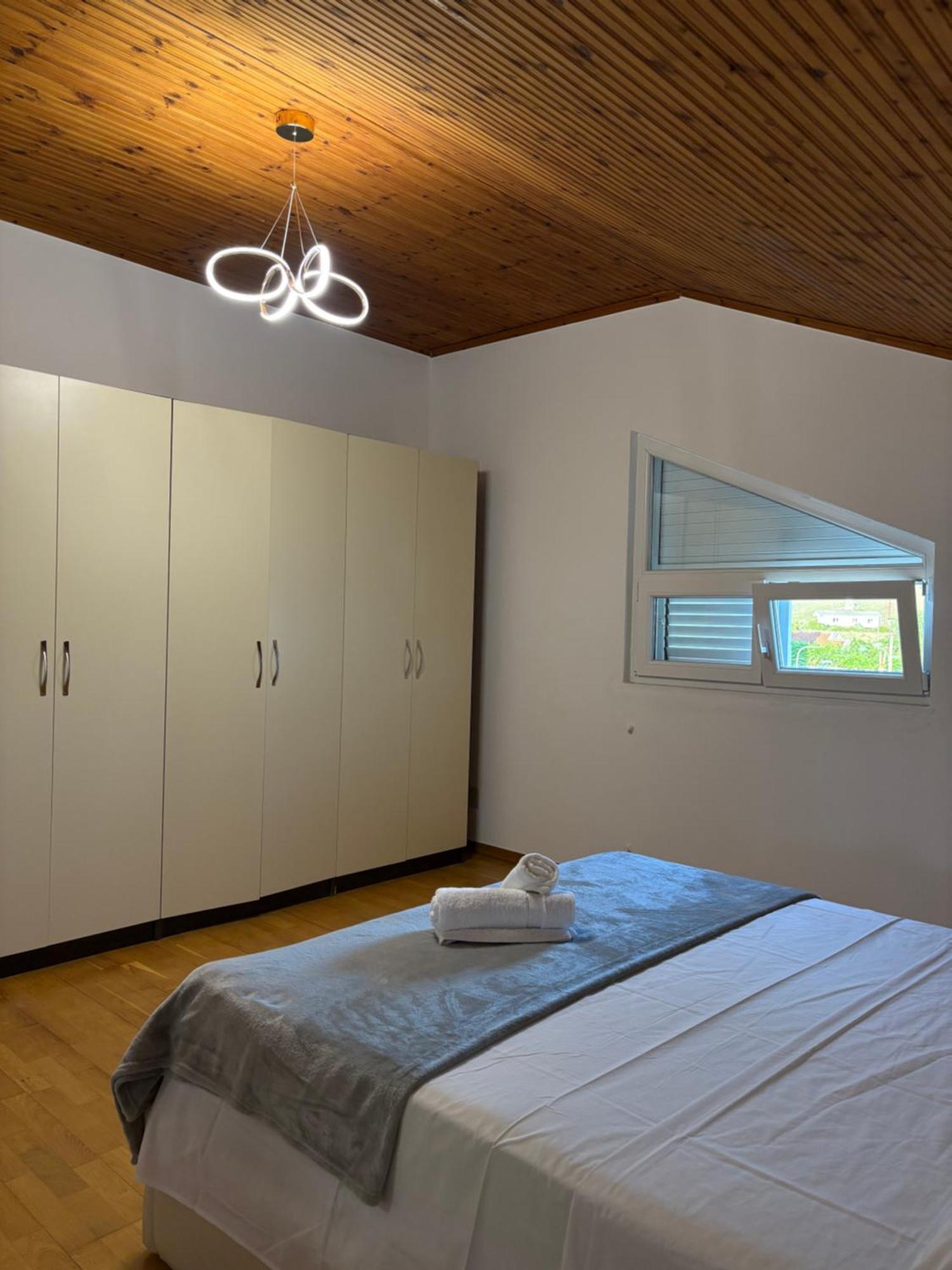 Shkodra Rooms
